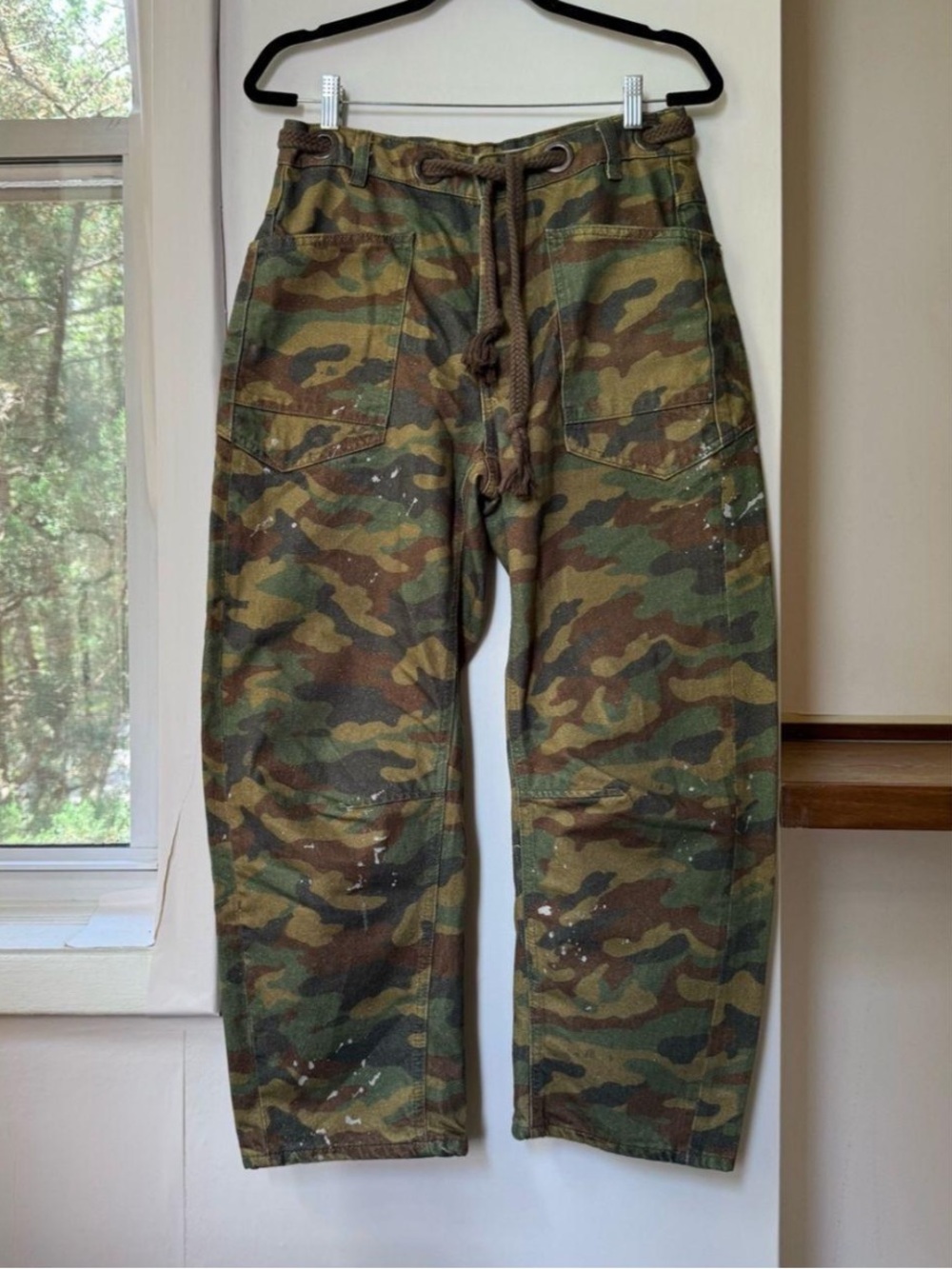 We The Free women’s Camo moxie barrel jeans- Green/Brown
